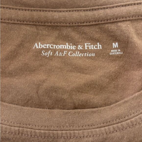 Abercrombie & Fitch Tan Short Sleeve Tee - Picture 2 of 3